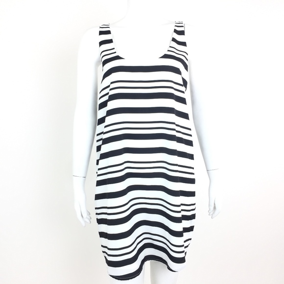 BB Dakota Dresses & Skirts - Bb Dakota Striped Shift Dress